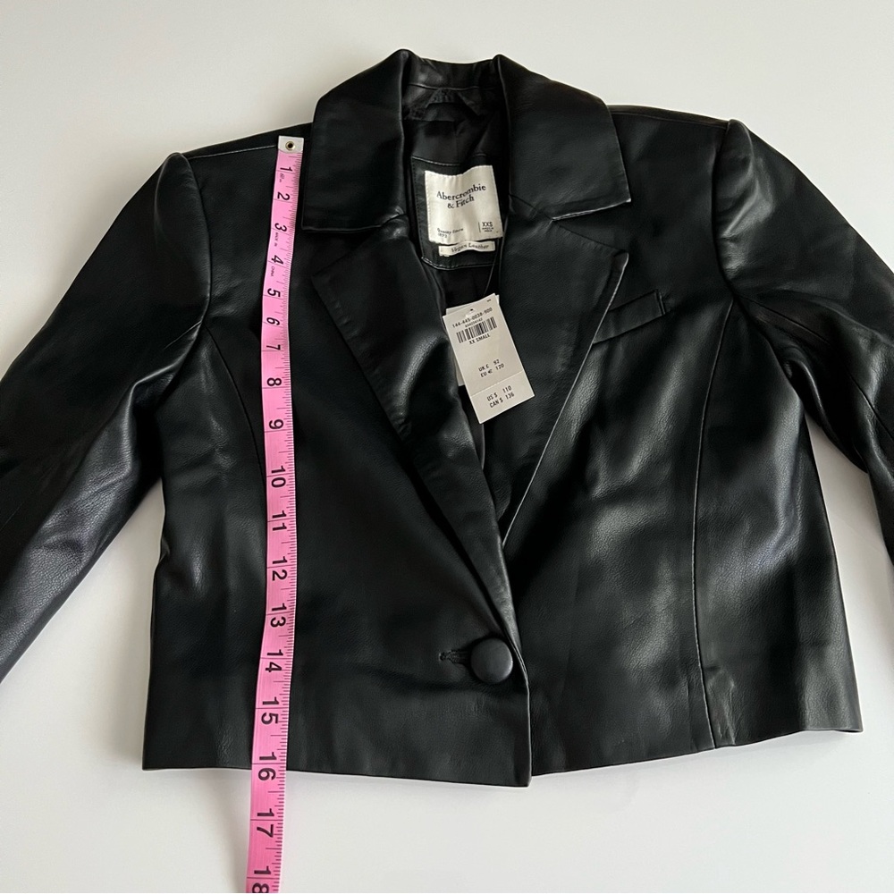 NWT Abercrombie & Fitch vegan leather cropped jacket, black, xxs - Picture 4 of 12